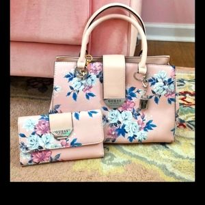Brand new Spring Guess Purse and Wallet